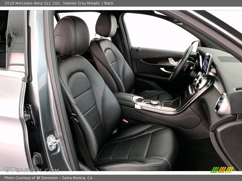 Selenite Grey Metallic / Black 2018 Mercedes-Benz GLC 300