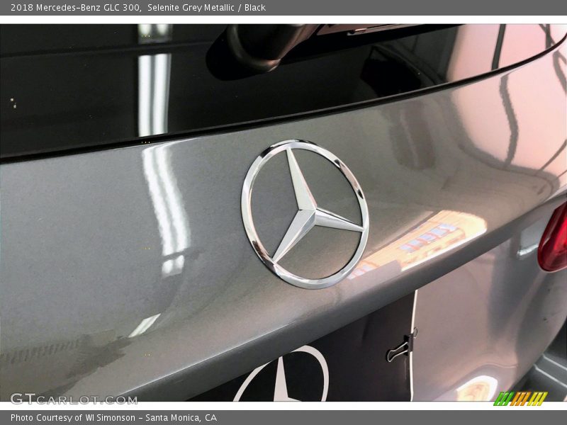 Selenite Grey Metallic / Black 2018 Mercedes-Benz GLC 300
