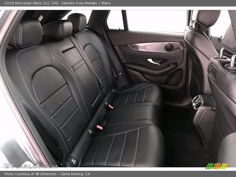 Selenite Grey Metallic / Black 2018 Mercedes-Benz GLC 300