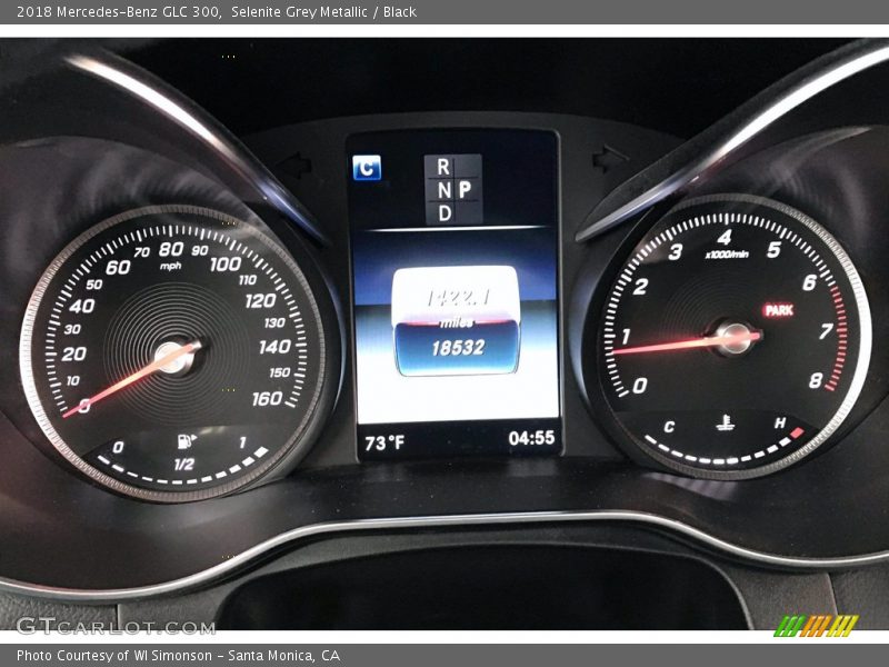 Selenite Grey Metallic / Black 2018 Mercedes-Benz GLC 300