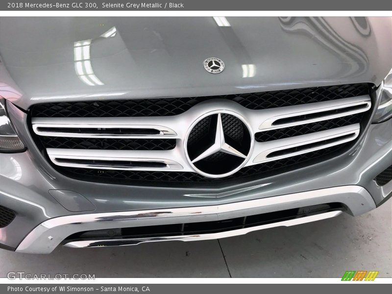 Selenite Grey Metallic / Black 2018 Mercedes-Benz GLC 300