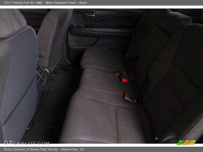 White Diamond Pearl / Black 2017 Honda Pilot EX AWD