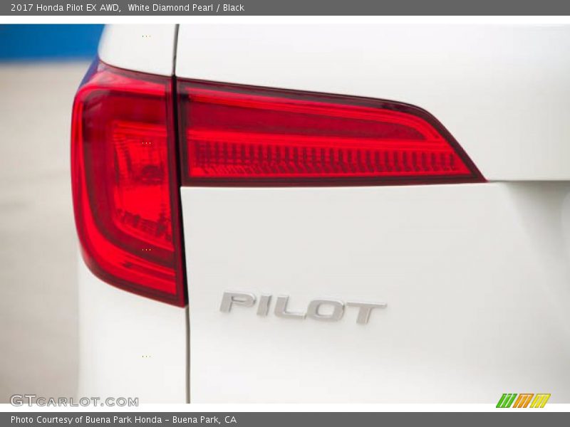 White Diamond Pearl / Black 2017 Honda Pilot EX AWD