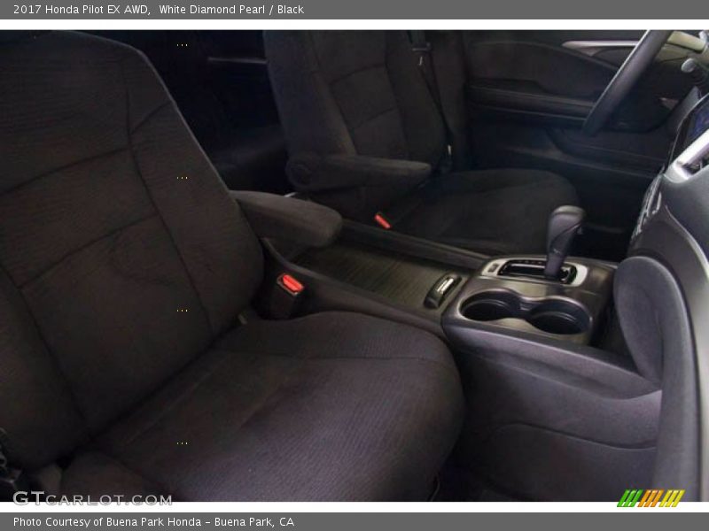White Diamond Pearl / Black 2017 Honda Pilot EX AWD