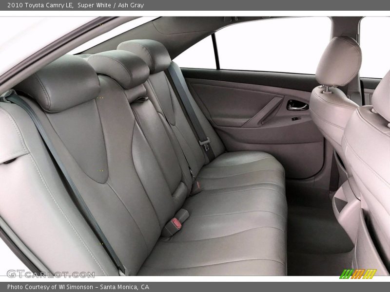 Super White / Ash Gray 2010 Toyota Camry LE