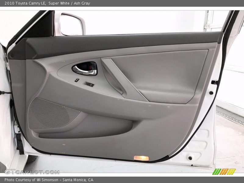 Super White / Ash Gray 2010 Toyota Camry LE