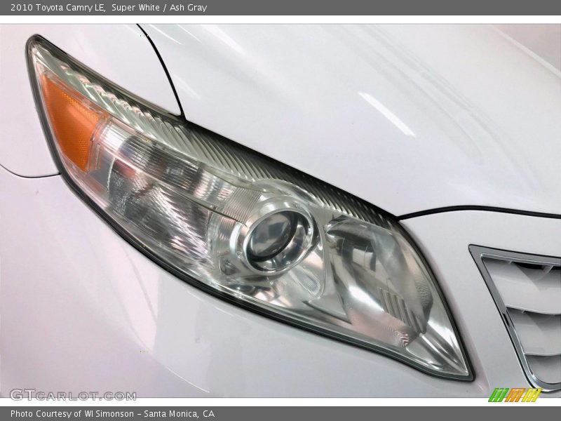 Super White / Ash Gray 2010 Toyota Camry LE