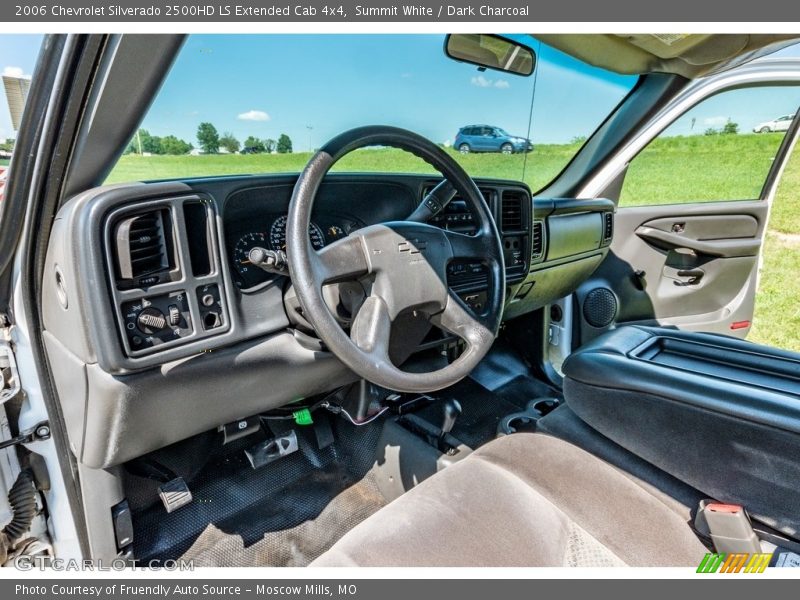 Summit White / Dark Charcoal 2006 Chevrolet Silverado 2500HD LS Extended Cab 4x4