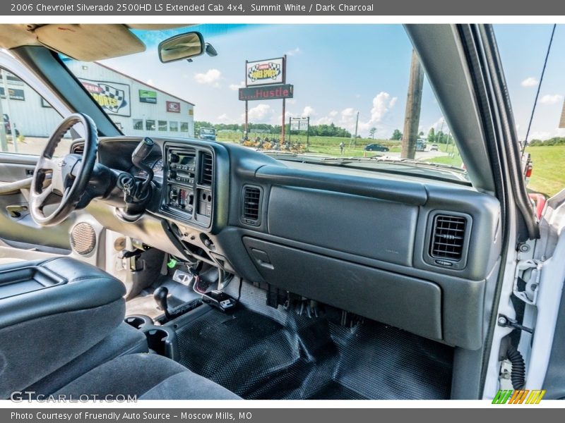 Summit White / Dark Charcoal 2006 Chevrolet Silverado 2500HD LS Extended Cab 4x4