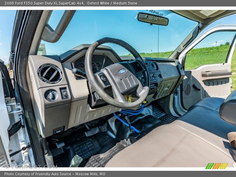  2008 F350 Super Duty XL SuperCab 4x4 Medium Stone Interior