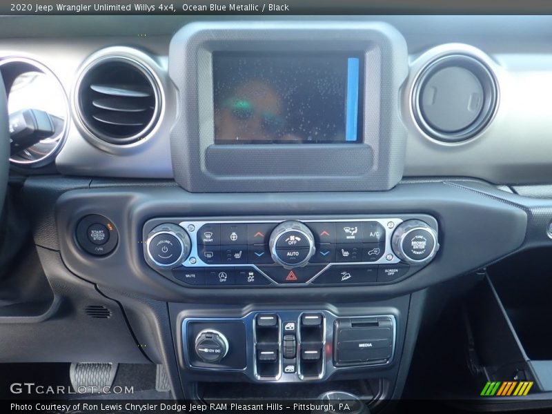 Ocean Blue Metallic / Black 2020 Jeep Wrangler Unlimited Willys 4x4