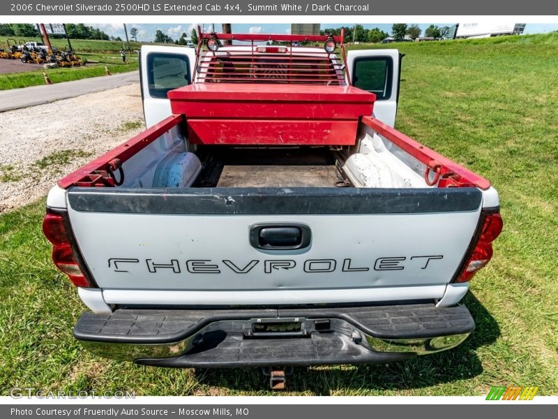 Summit White / Dark Charcoal 2006 Chevrolet Silverado 2500HD LS Extended Cab 4x4
