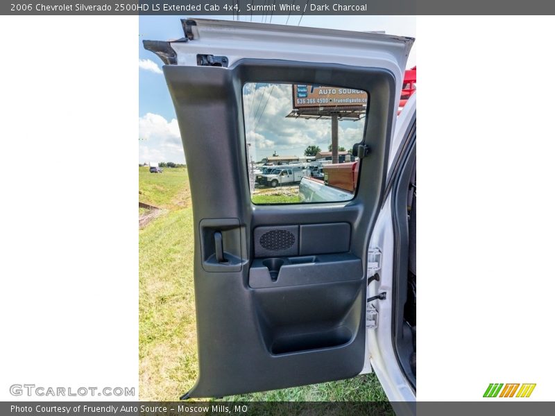 Summit White / Dark Charcoal 2006 Chevrolet Silverado 2500HD LS Extended Cab 4x4
