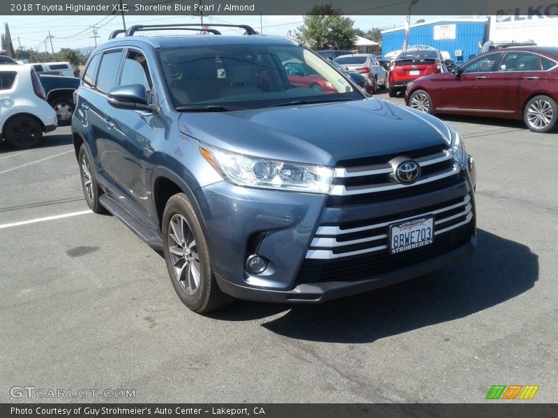Shoreline Blue Pearl / Almond 2018 Toyota Highlander XLE