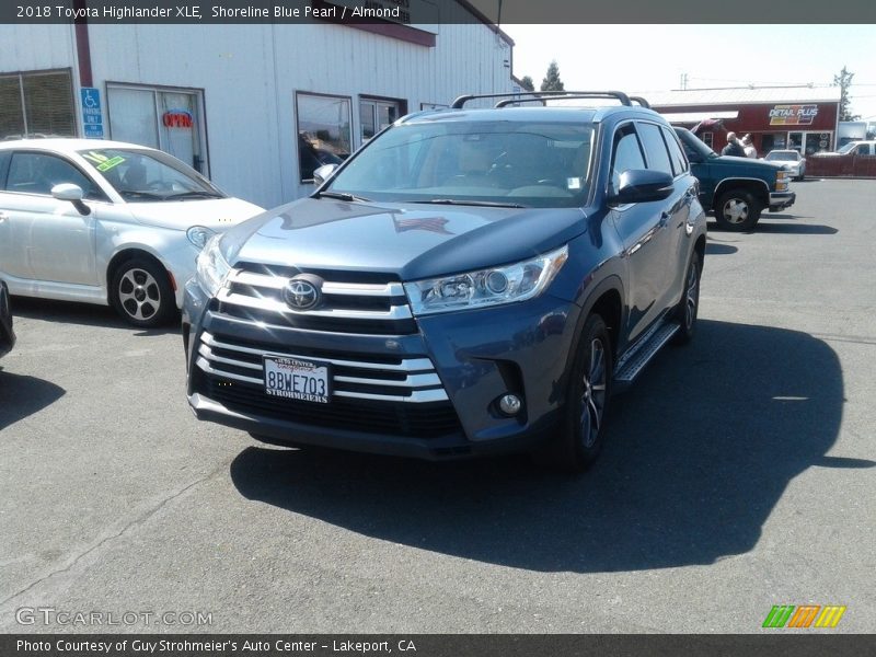 Shoreline Blue Pearl / Almond 2018 Toyota Highlander XLE