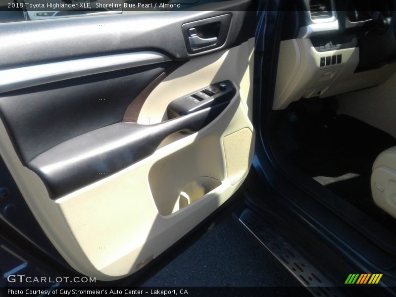 Shoreline Blue Pearl / Almond 2018 Toyota Highlander XLE