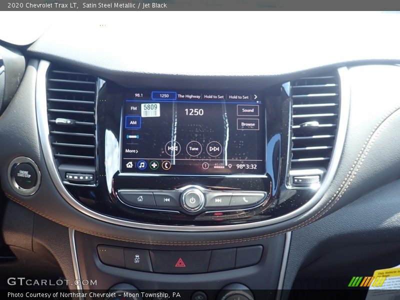 Satin Steel Metallic / Jet Black 2020 Chevrolet Trax LT