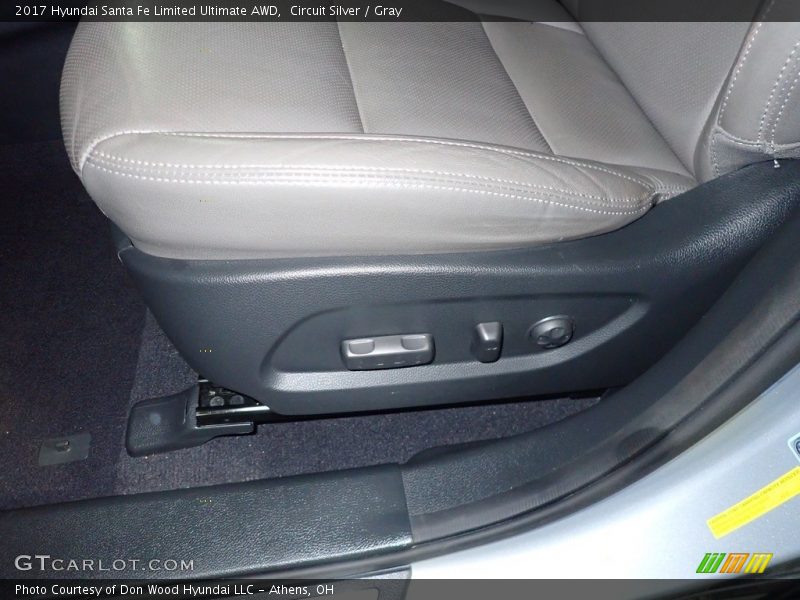 Circuit Silver / Gray 2017 Hyundai Santa Fe Limited Ultimate AWD