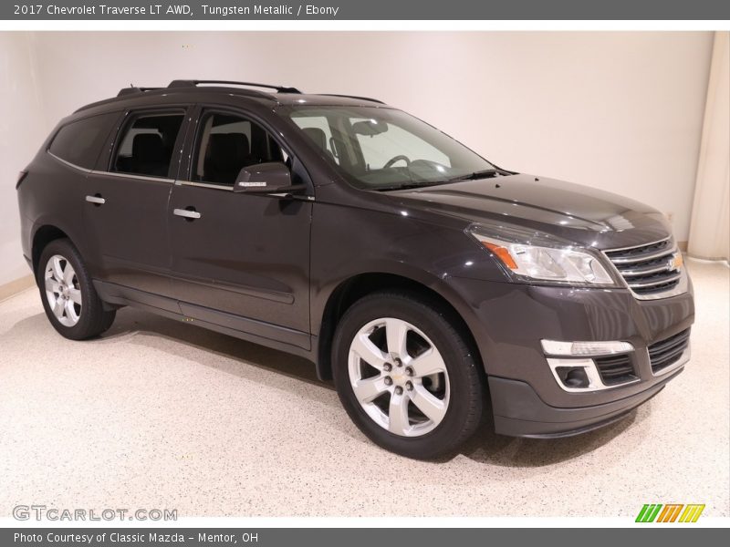 Tungsten Metallic / Ebony 2017 Chevrolet Traverse LT AWD
