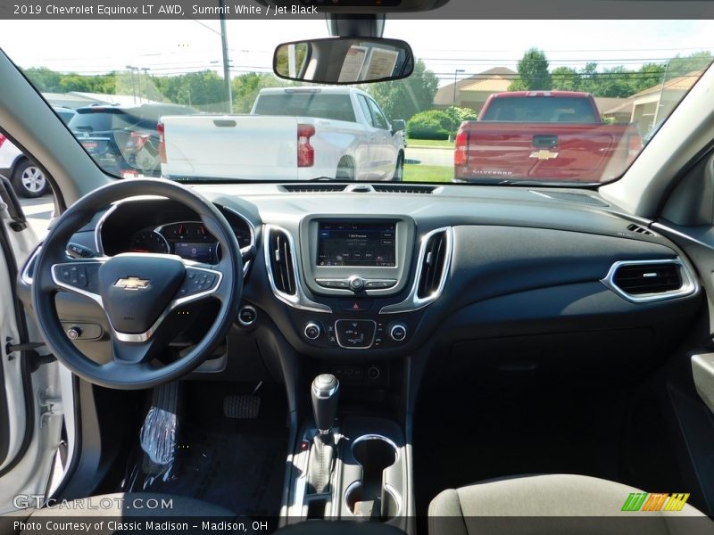 Summit White / Jet Black 2019 Chevrolet Equinox LT AWD