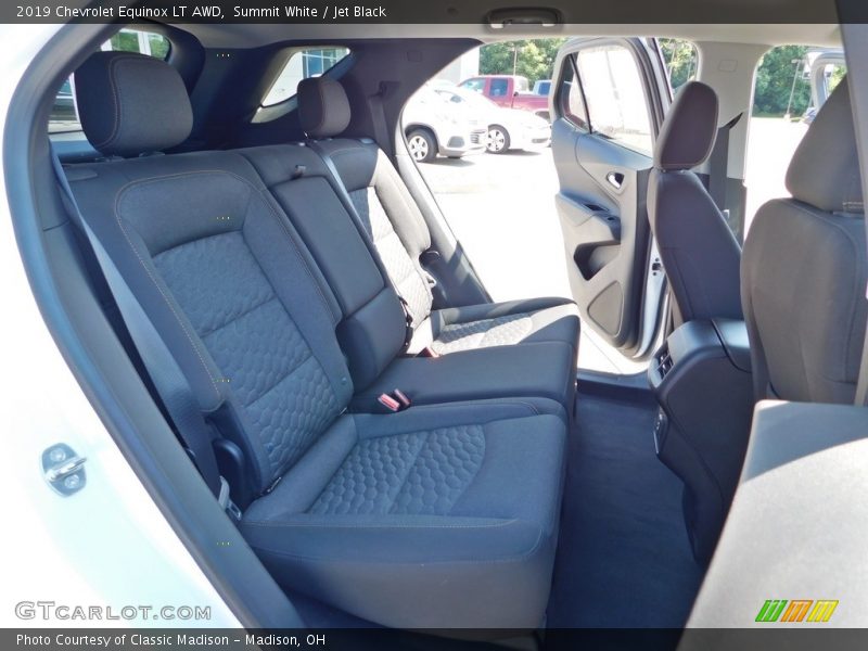 Summit White / Jet Black 2019 Chevrolet Equinox LT AWD