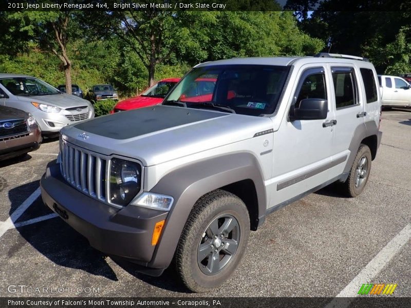 Bright Silver Metallic / Dark Slate Gray 2011 Jeep Liberty Renegade 4x4