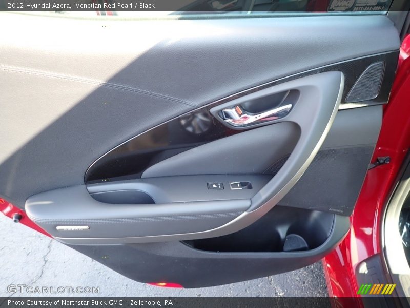 Venetian Red Pearl / Black 2012 Hyundai Azera