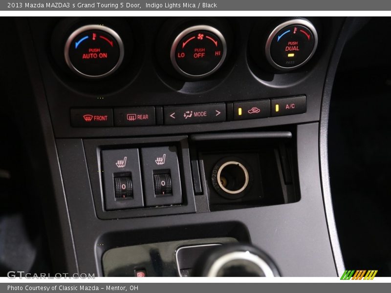 Controls of 2013 MAZDA3 s Grand Touring 5 Door