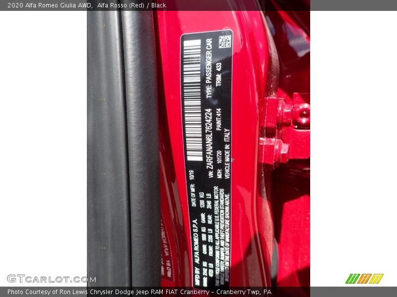Alfa Rosso (Red) / Black 2020 Alfa Romeo Giulia AWD