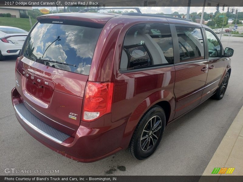 Octane Red / Black 2017 Dodge Grand Caravan GT