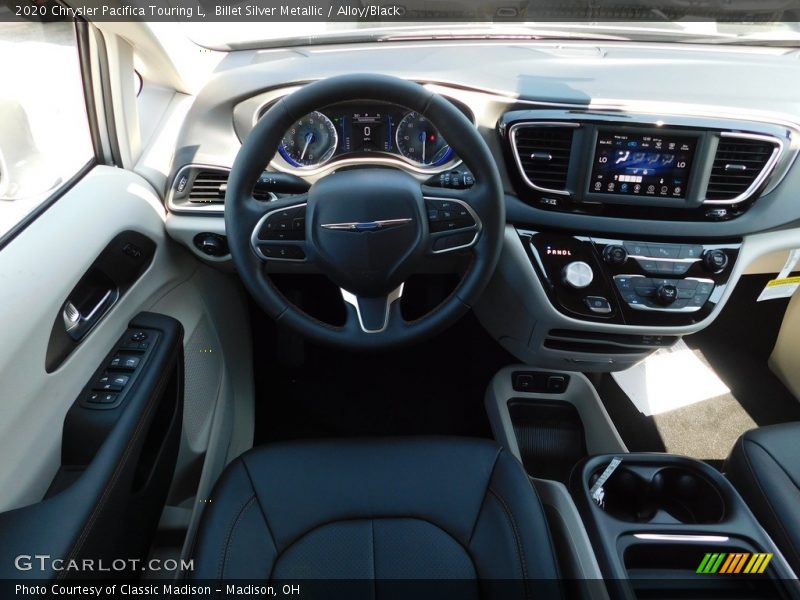 Billet Silver Metallic / Alloy/Black 2020 Chrysler Pacifica Touring L