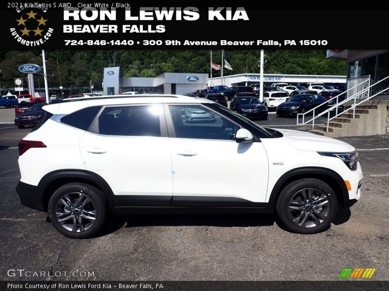 Clear White / Black 2021 Kia Seltos S AWD