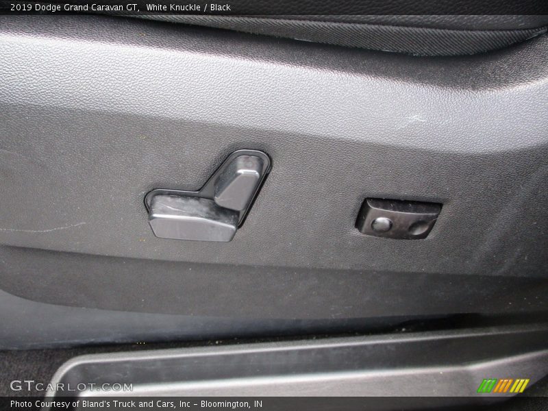 White Knuckle / Black 2019 Dodge Grand Caravan GT