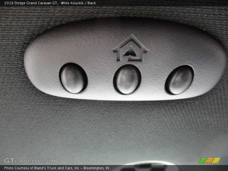 White Knuckle / Black 2019 Dodge Grand Caravan GT