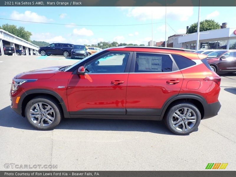 Mars Orange / Black 2021 Kia Seltos S AWD