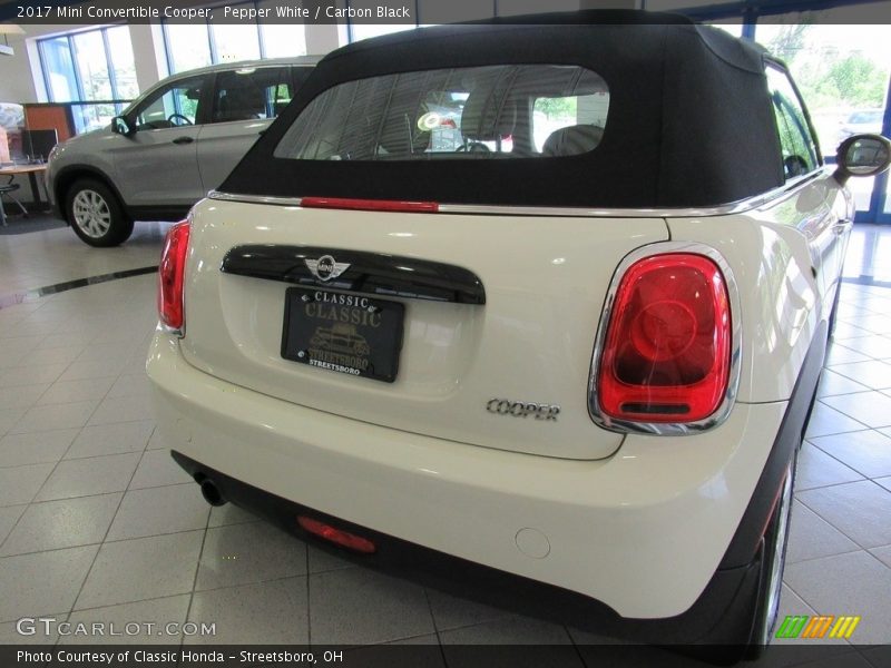 Pepper White / Carbon Black 2017 Mini Convertible Cooper