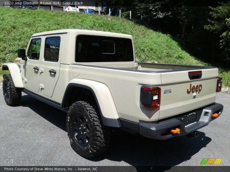 Gobi / Black 2020 Jeep Gladiator Mojave 4x4
