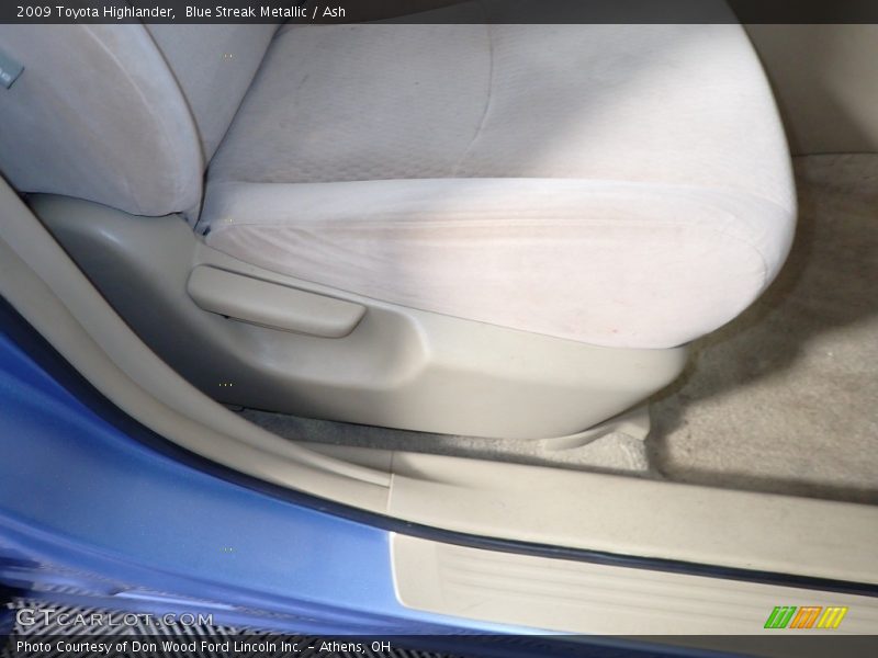 Blue Streak Metallic / Ash 2009 Toyota Highlander
