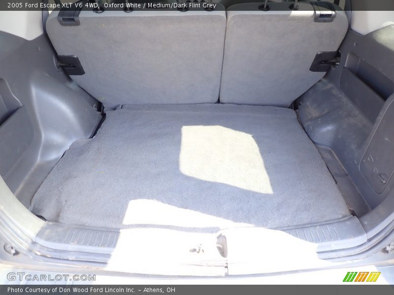 Oxford White / Medium/Dark Flint Grey 2005 Ford Escape XLT V6 4WD