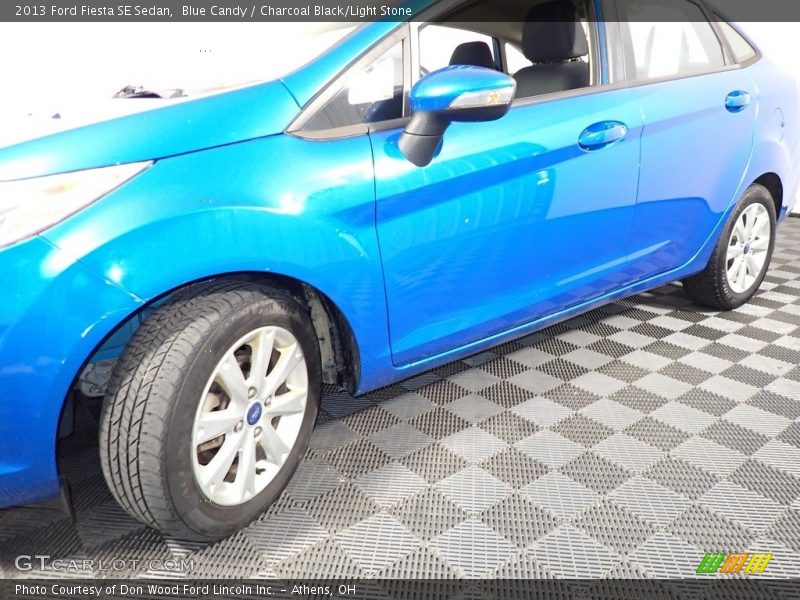 Blue Candy / Charcoal Black/Light Stone 2013 Ford Fiesta SE Sedan