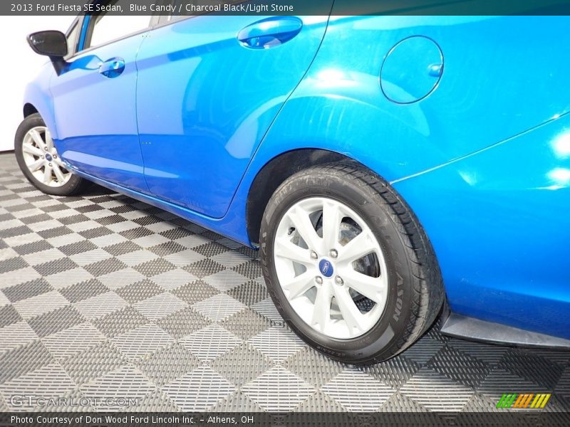Blue Candy / Charcoal Black/Light Stone 2013 Ford Fiesta SE Sedan