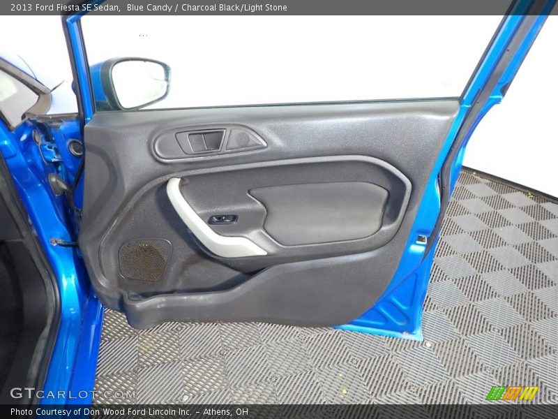 Blue Candy / Charcoal Black/Light Stone 2013 Ford Fiesta SE Sedan