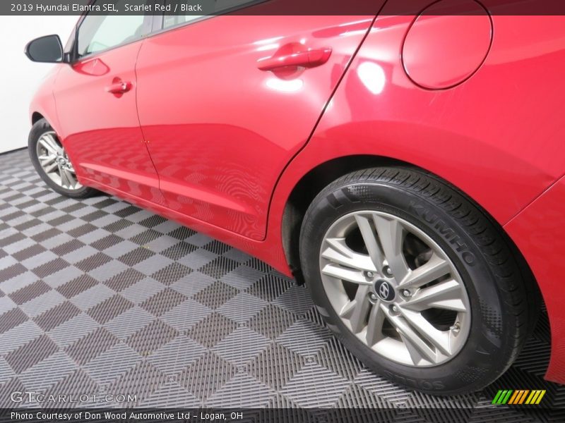 Scarlet Red / Black 2019 Hyundai Elantra SEL