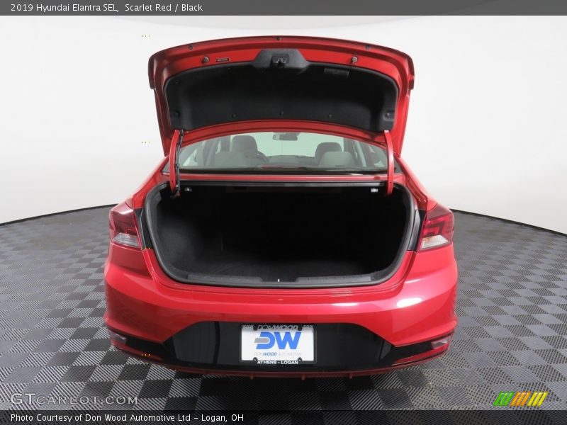 Scarlet Red / Black 2019 Hyundai Elantra SEL