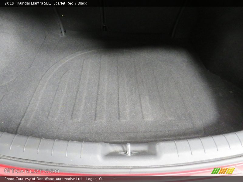 Scarlet Red / Black 2019 Hyundai Elantra SEL