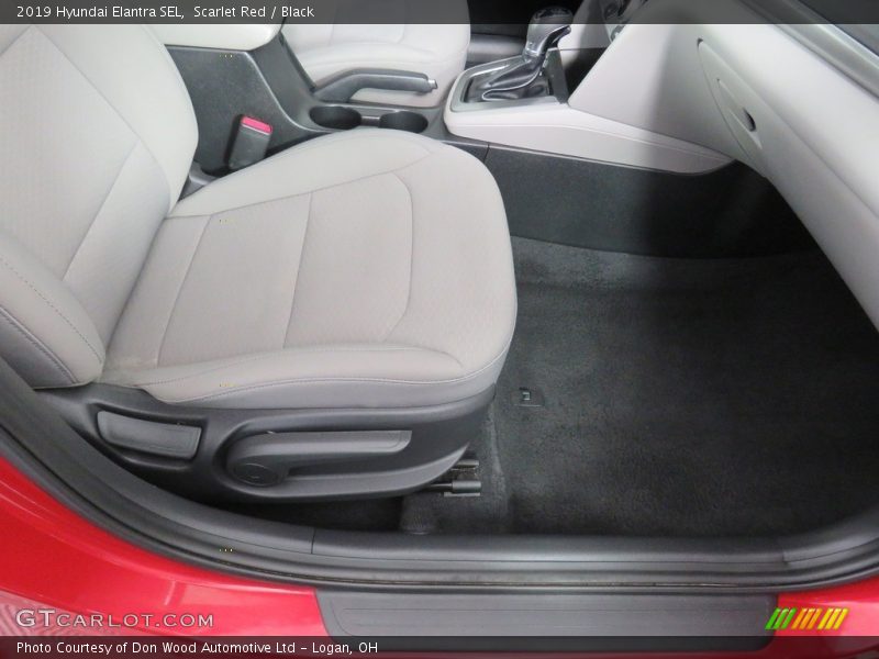 Scarlet Red / Black 2019 Hyundai Elantra SEL