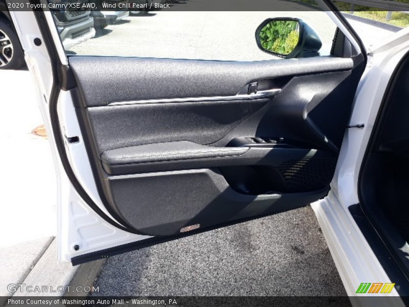Wind Chill Pearl / Black 2020 Toyota Camry XSE AWD
