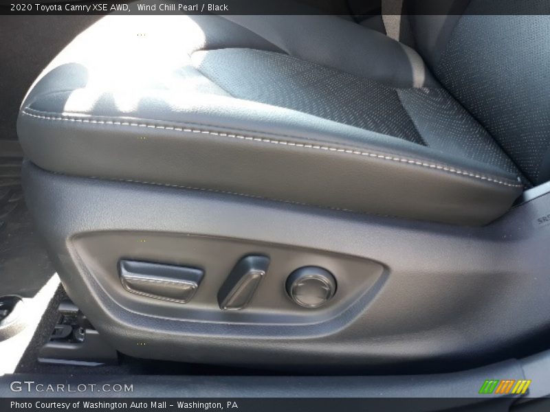 Wind Chill Pearl / Black 2020 Toyota Camry XSE AWD