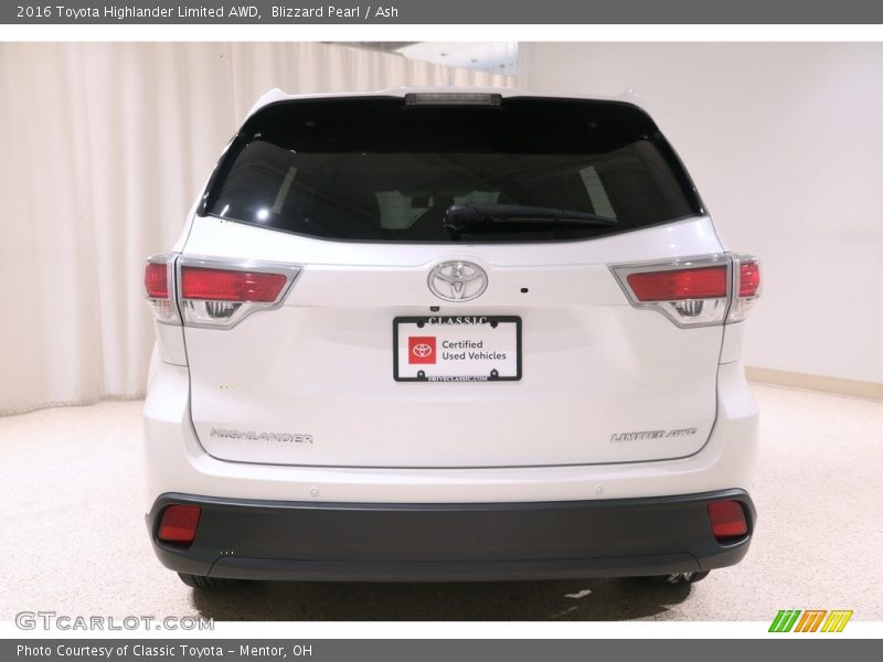 Blizzard Pearl / Ash 2016 Toyota Highlander Limited AWD