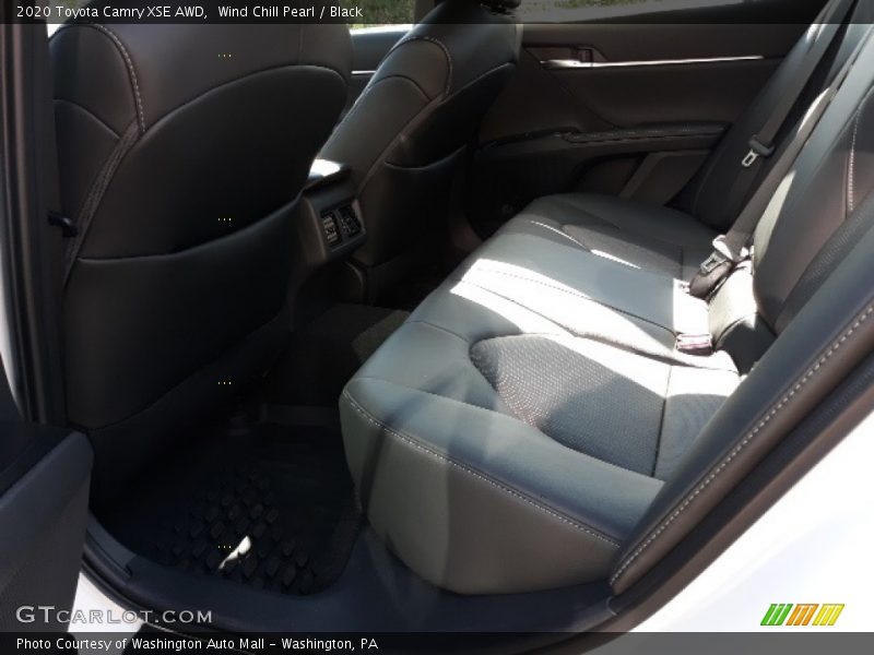 Wind Chill Pearl / Black 2020 Toyota Camry XSE AWD